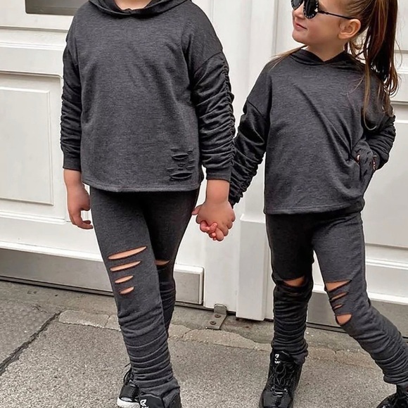 FASHION Nova Kids Mini Ready And Ruched Legging Set - Charcoal. (12) NWT - Picture 1 of 1